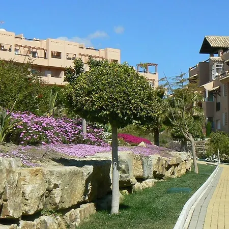 Apartment Penthouse With Roof Terrace, Bbq, Pool- And Sea Views *